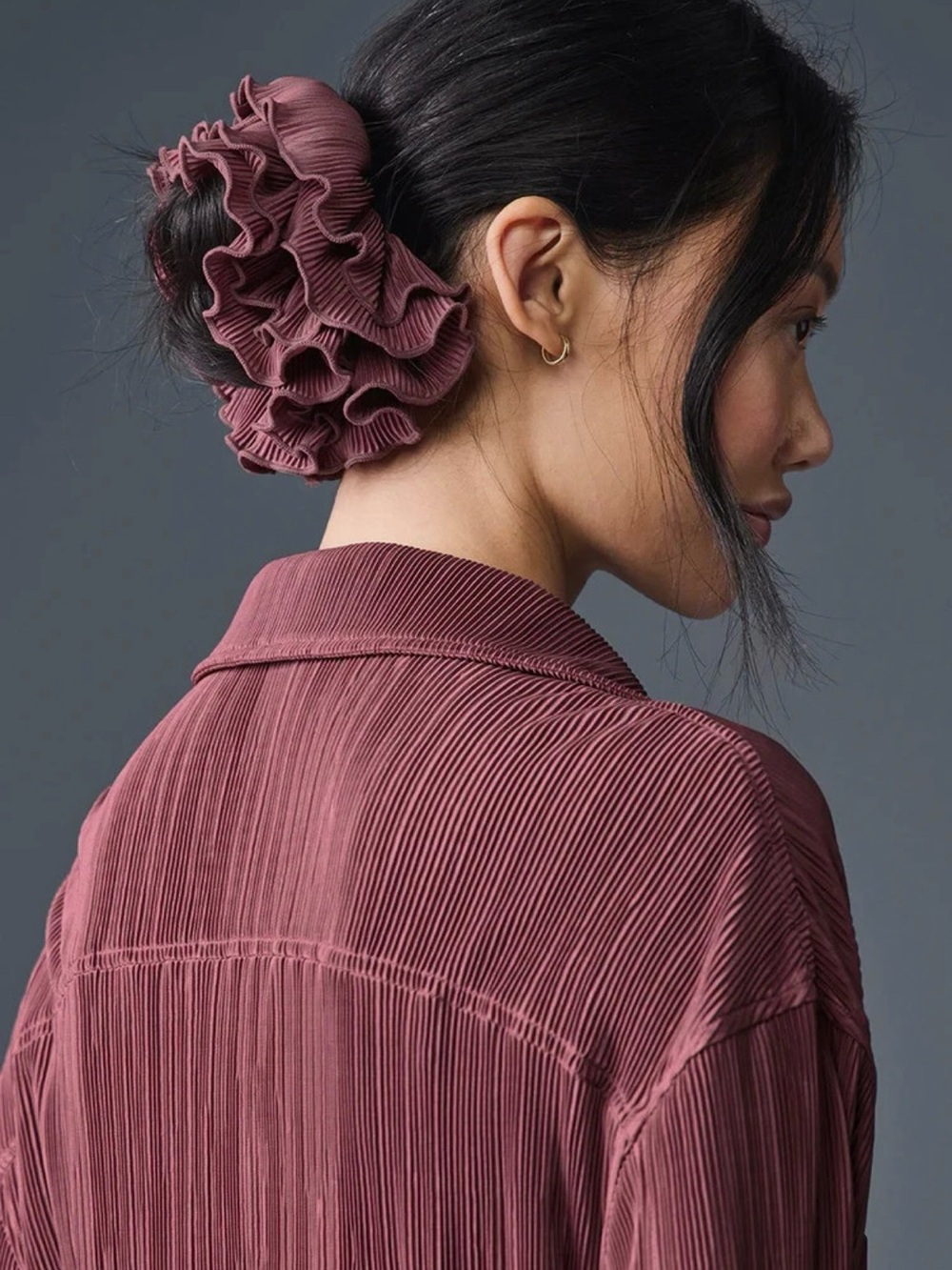 ALO Yoga Micro Plisse Oversized Scrunchie in Burgundy Truffle